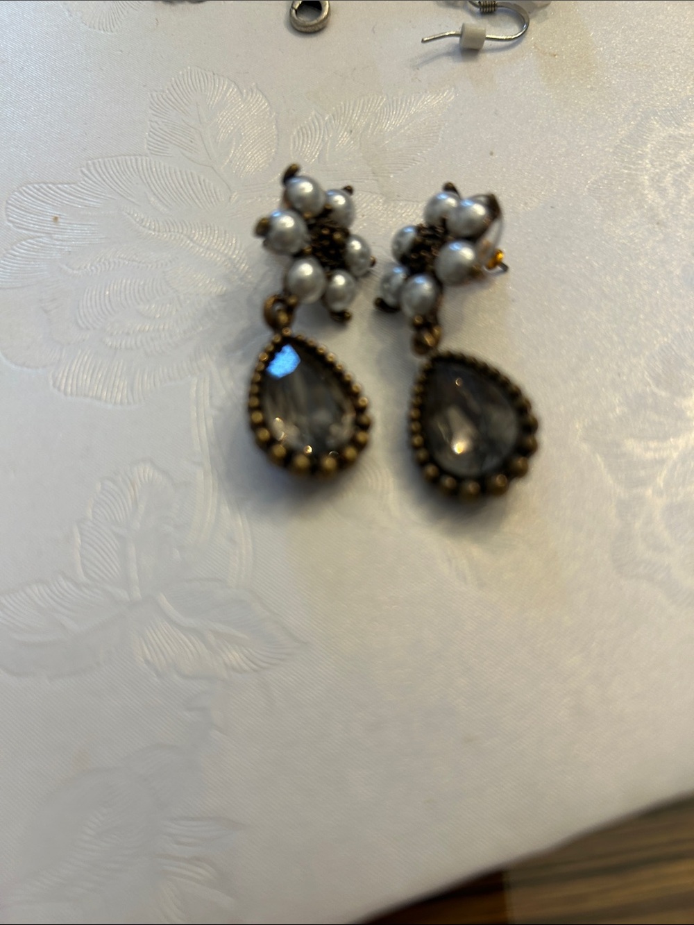 Pearl Cluster and Teardrop Crystal Drop Earrings - Gray and Gold